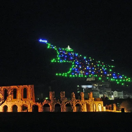 Residenza Di Via Piccardi Couette-café Gubbio